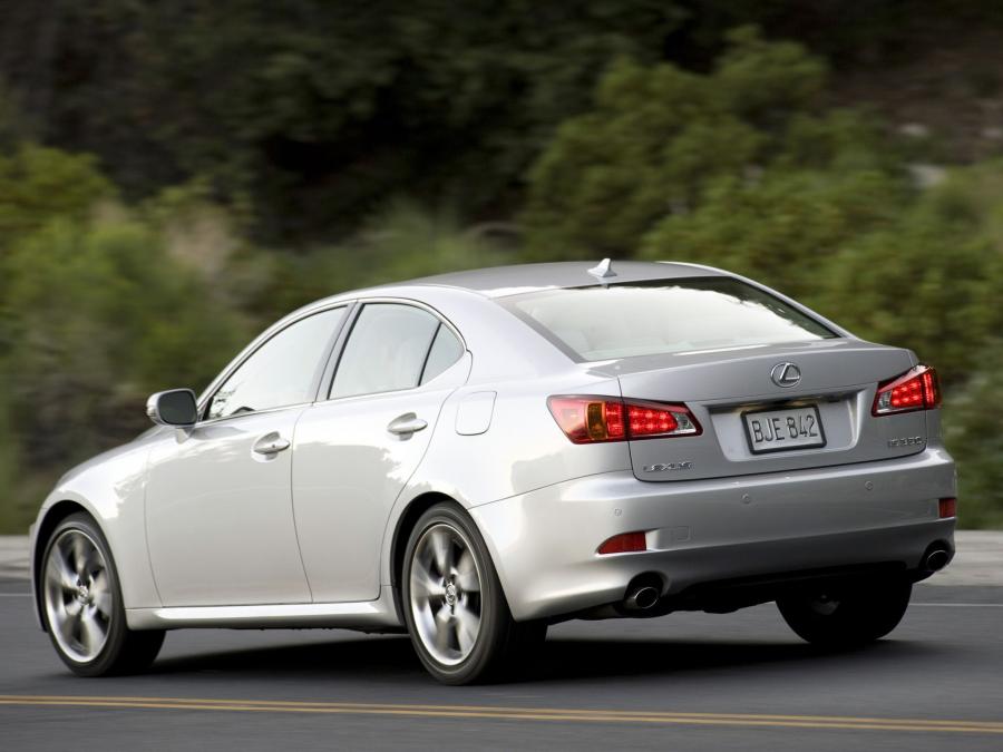  Lexus IS350 2008 года  (фото 10 из 59)